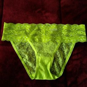 b.tempt'd Intimates & Sleepwear - đź”´ b.tempt'd by Wacoal Women's Lace Hipster Panty b.tempt'd Intimates & Sleepwear - đź”´ b.tempt'd by Wacoal Women's Lace Hipster Panty